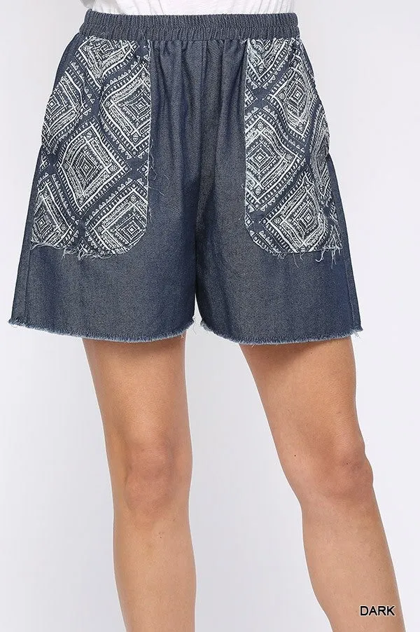 Denim And Print Pockets Elastic Waist Shorts With Raw Hem