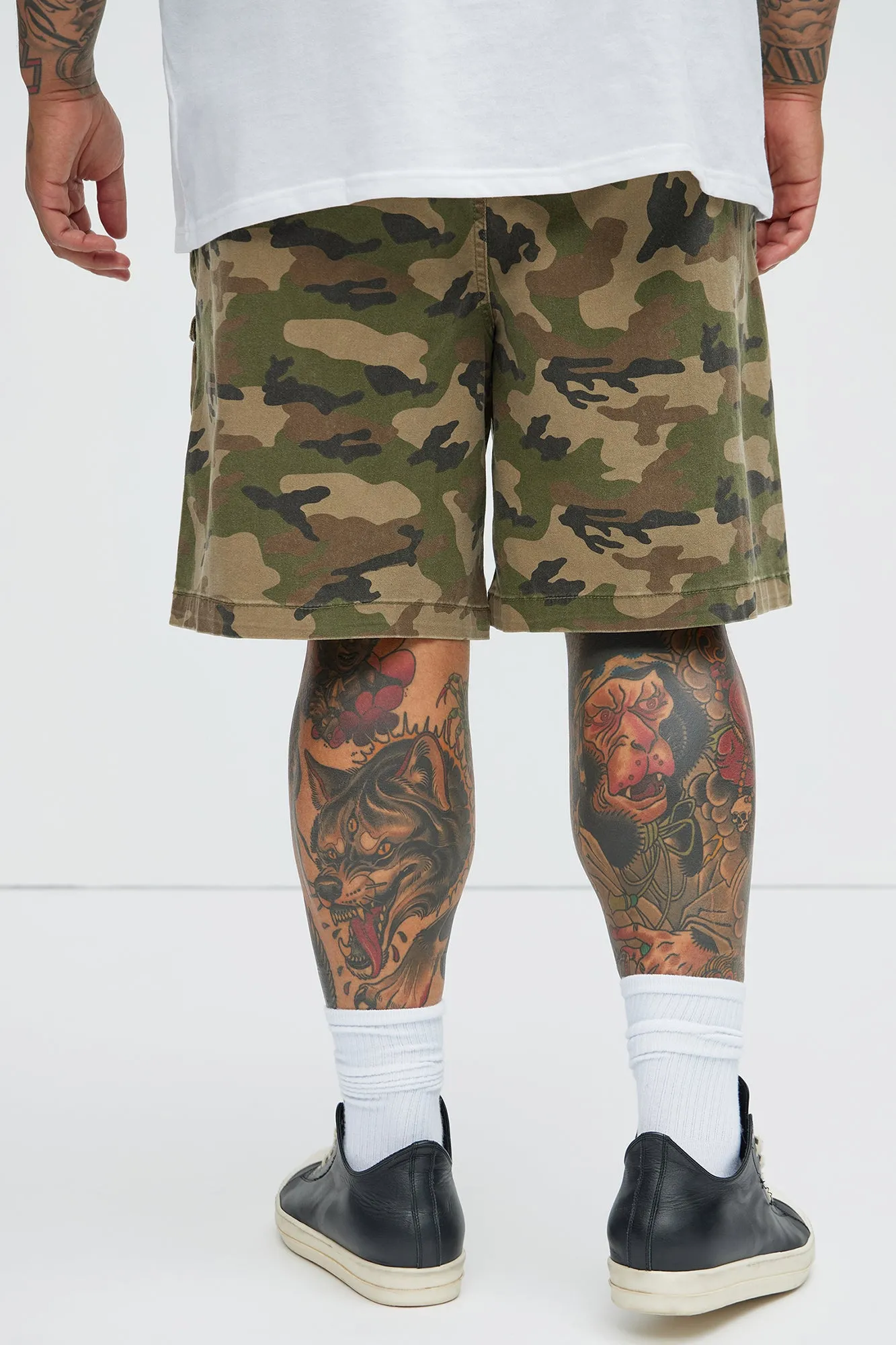 Hawk Cargo Relaxed Shorts - Camouflage