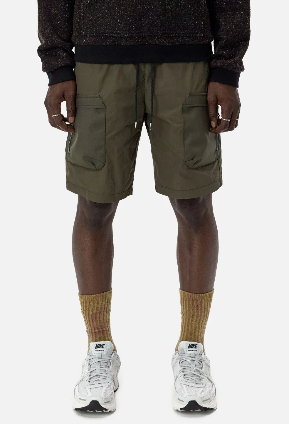 High Shrunk Nylon Cargo Shorts / Olive