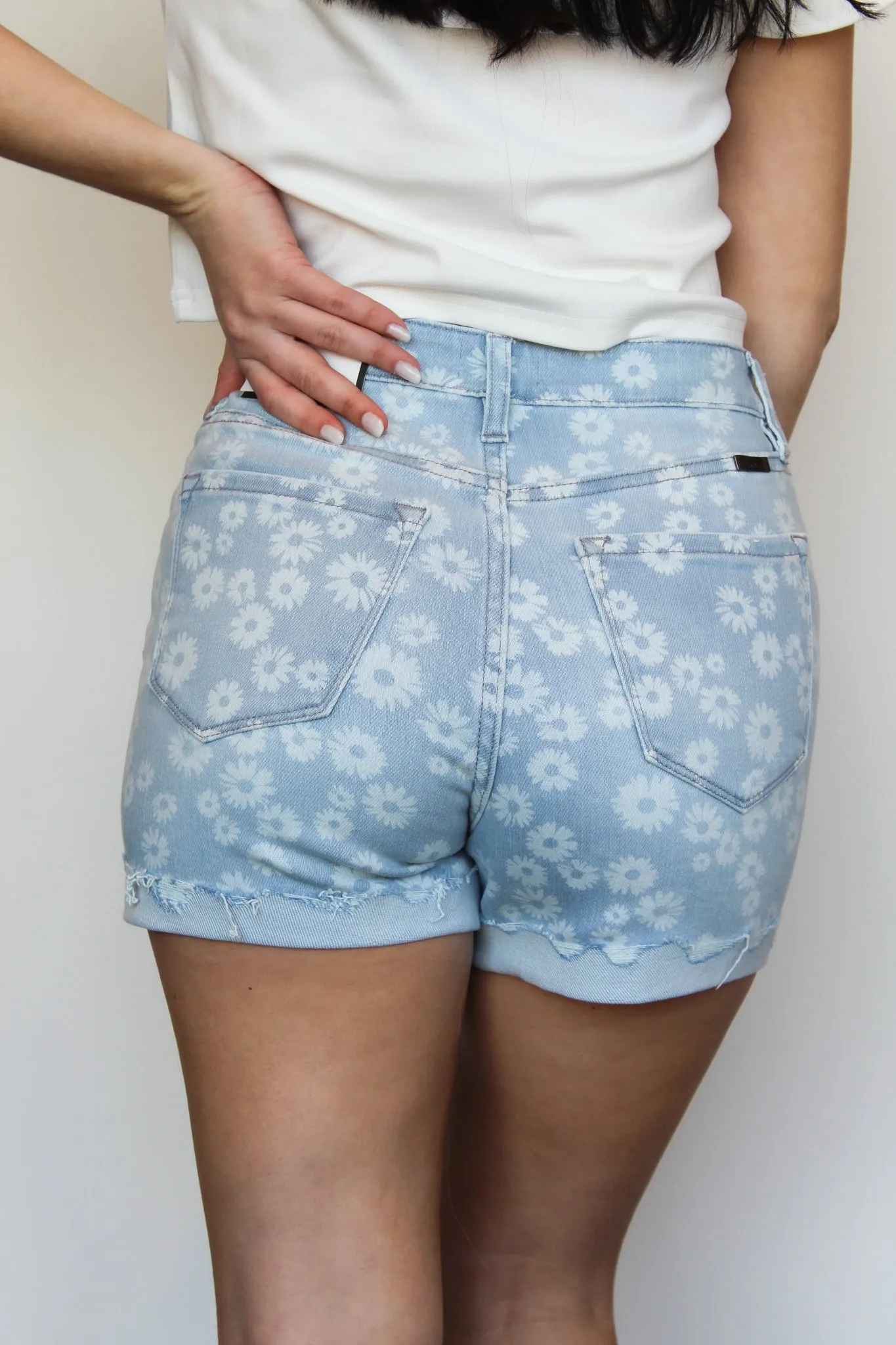 Kancan Daisy Denim Shorts