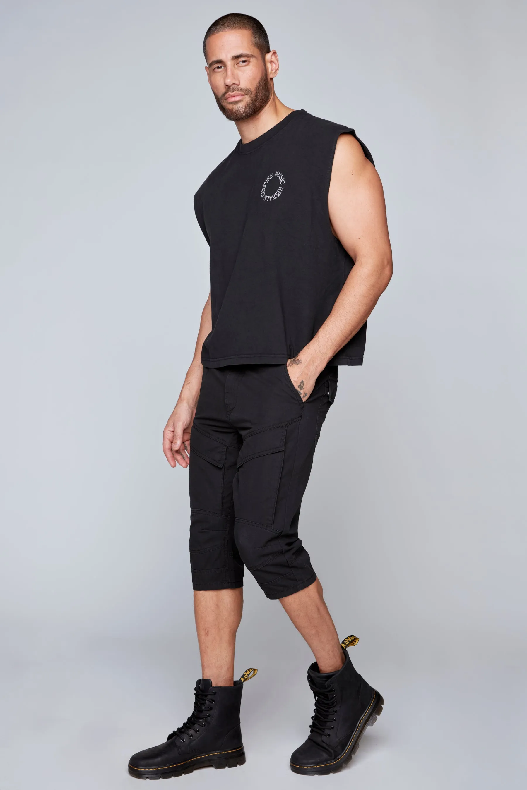 Men's 5-Pocket Cargo Capri Shorts - Black