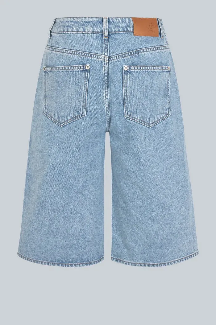 oval square City Denim Shorts Light Blue